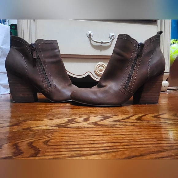 Brown Heeled Ankle Boots - Picture 1 of 5